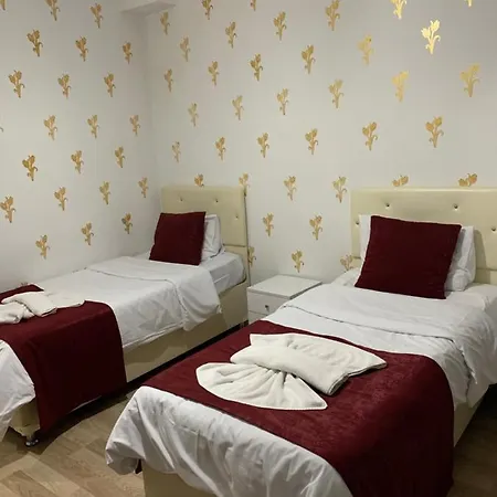 Mimoza Taksim Apart شقة